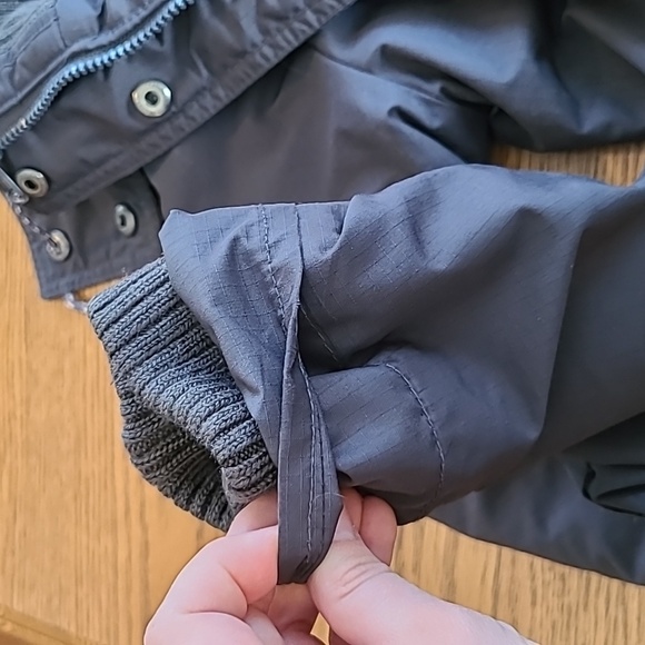 Hollister All Weather Jacket - Picture 3 of 3